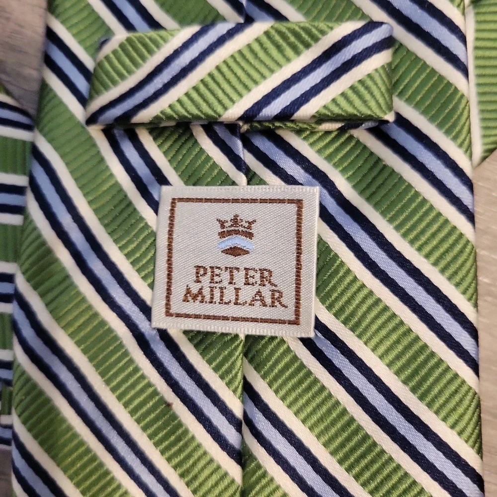 PETER MILLAR Silk Seven Fold Necktie Tie Green Blue White Striped Hand Folded